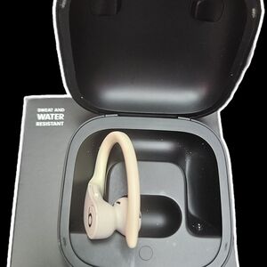 Beats by Dre Wireless Earbuds - Cream and Black